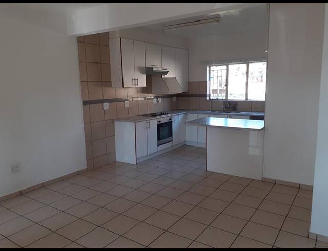2 BEDROOM APARTMENT FOR SALE IN SASOLBURG CENTRAL